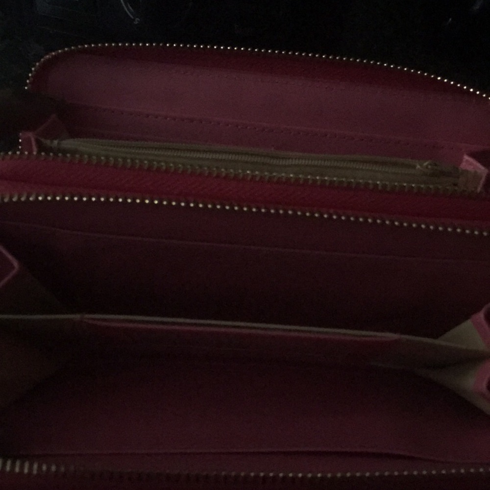 Wallet - Picture 3 of 3